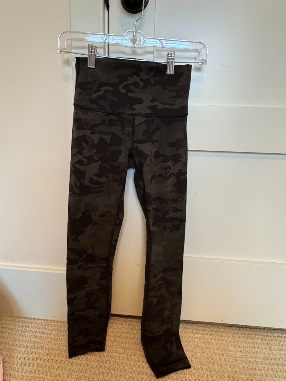 Lululemon size 4 leggings, 25" length. Green camo print.